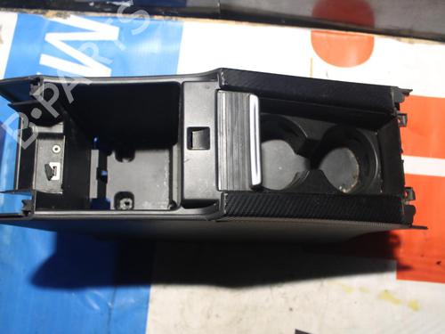 Used Armrest / Center console Armrest / Center console 38964834 38964834