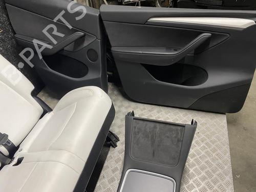 Seats set TESLA MODEL Y (5YJY) Long Range All-wheel Drive | BP37612382C78 - Image 10