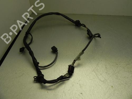 Used Wiring harness Wiring harness 37576481 37576481