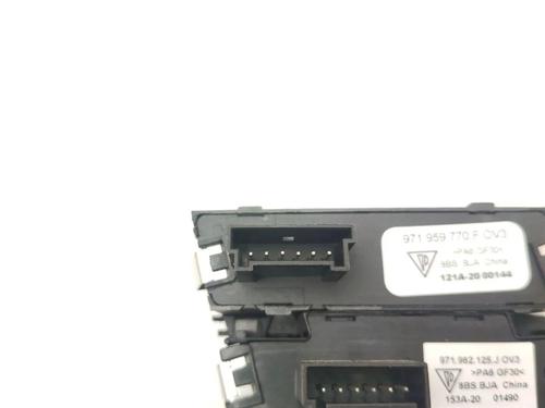 Switch PORSCHE CAYENNE (9YA) 4.0 Turbo S E-Hybrid AWD (9YACH1) | BP28940496I30 