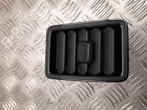 Used Air vent Air vent 37556156 37556156