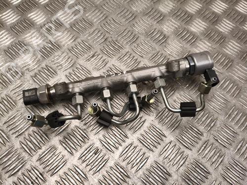 Used Injection rail Injection rail 38056674 38056674