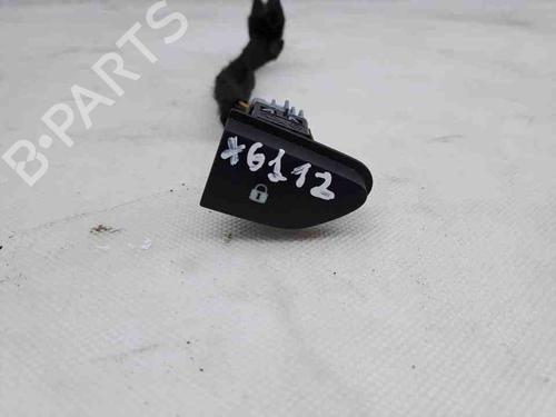 Pulsantiera RENAULT CAPTUR I (J5_, H5_) 0.9 TCe 90 (90 hp) 28921695