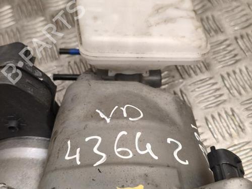 Brake master cylinder TESLA MODEL Y (5YJY) Long Range All-wheel Drive | BP38628760M77 - Image 5