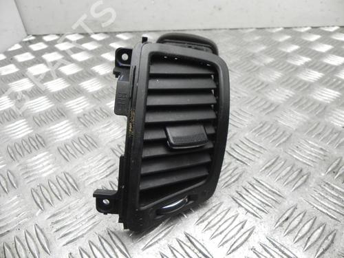 air-vent-kia-sorento-ii-xm-2009-2010-2011-2012-2013-2014-2015-2016-37545082 main image