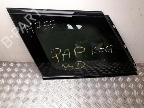 Used Rear left quarter glass LAND ROVER RANGE ROVER IV (L405) 4.4 SDV8 4x4 (340 hp) 28933537
