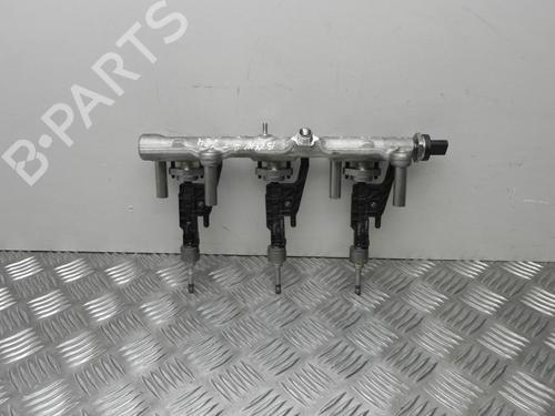 Used Injection rail BMW 2 Gran Tourer (F46) 218 i (140 hp) 28938384
