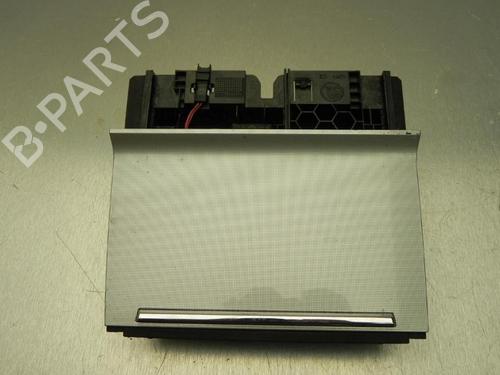 Used Glove box SKODA OCTAVIA III (5E3, NL3, NR3) 1.6 TDI (105 hp) 28915589
