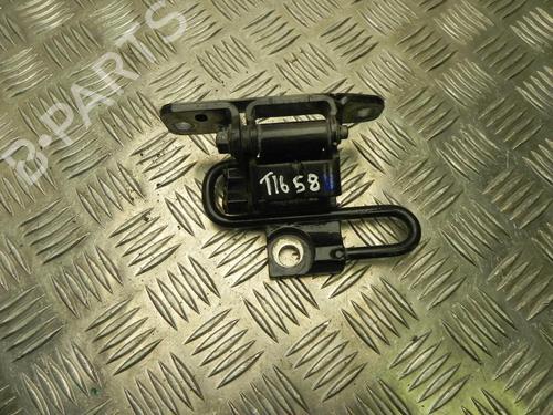 Used Hinge/Door check strap Hinge/Door check strap 37577871 37577871