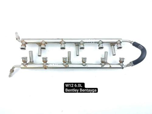 Rampa inyectora BENTLEY BENTAYGA (4V1) 6.0 (608 hp) 32392384
