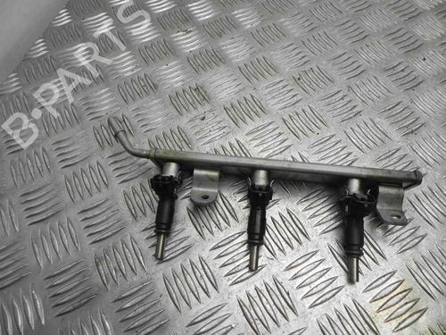 Used Injection rail DACIA SANDERO II 1.0 SCe 75 (B8JC, B8JD, B8NC) (73 hp) 28921530