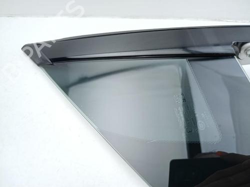 Vidro triangular frente esquerdo ASTON MARTIN DBX 4.0 | BP39000633C111 - Image 4