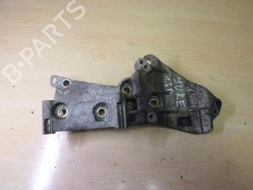 Soporte Soporte NISSAN JUKE (F15) 1.5 dCi (110 hp) 37578310 37578310