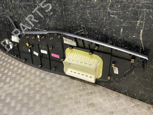 Dashboard TESLA MODEL X (5YJX) 100D AWD | BP39997819C46 - Image 6