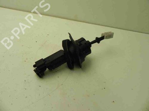 Used Clutch slave cylinder FORD FOCUS III 1.6 TDCi (115 hp) 28934009