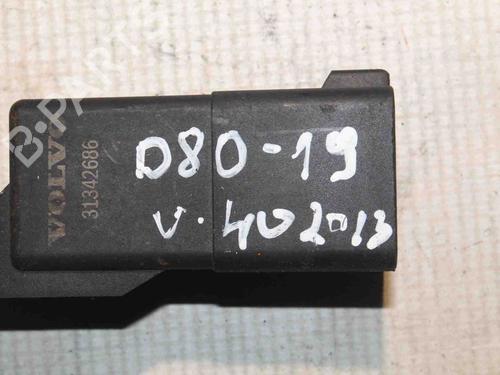 Other VOLVO V40 Hatchback (525) D2 | BP28933685O1 - Image 3