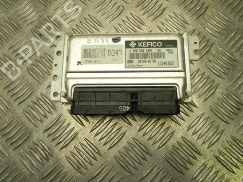 Used Engine control unit (ECU) KIA CERATO I Hatchback (LD) 1.6 (105 hp) 28943774