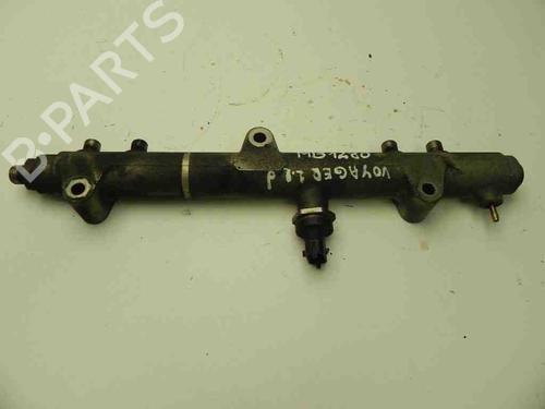 Used Injection rail CHRYSLER VOYAGER IV (RG, RS) 2.8 CRD (150 hp) 28942834