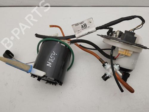 Used Fuel pump JAGUAR XF I (X250) 3.0 (340 hp) 28947862