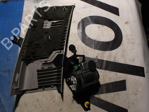 Used Rear right seatbelt VOLVO XC90 I (275) D5 AWD (185 hp) 28934846