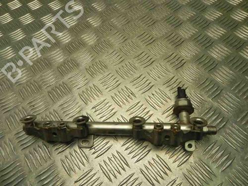 Used Injection rail NISSAN QASHQAI II (J11, J11_) 1.2 DIG-T (115 hp) 28940993