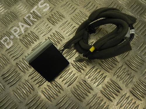 antennabase-nissan-leaf-ze1-2017-37543642 main image