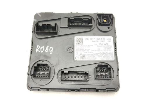 Used Electronic module PORSCHE TAYCAN Cross Turismo (Y1B) 4 (Y1BBD1) (476 hp) 28937740