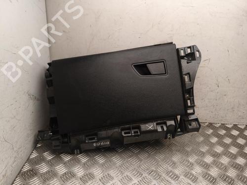 Used Glove box Glove box MASERATI LEVANTE SUV (M161) 3.0 S Q4 (430 hp) 40518903 40518903