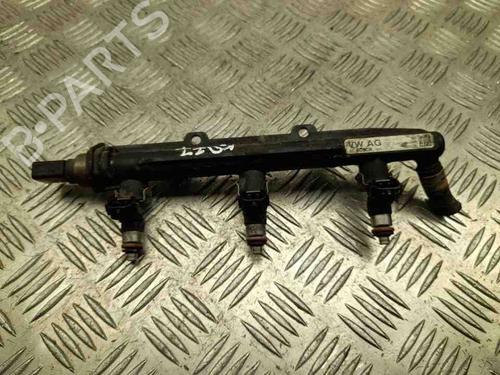 Used Injection rail VW POLO VI (AW1, BZ1, AE1) 1.0 (75 hp) 28930957