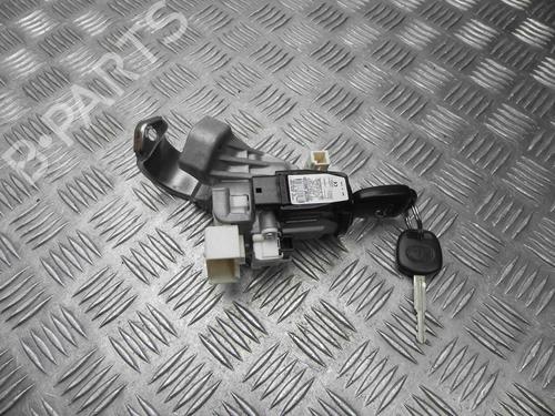 Used Ignition barrel Ignition barrel TOYOTA VERSO S (_P12_) 1.33 (NSP120_) (99 hp) 28946680 28946680