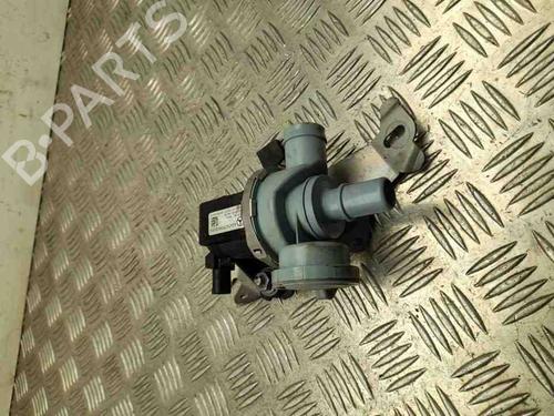 Used Auxiliary water pump MERCEDES-BENZ CLA (C118) CLA 250 e (118.386) (218 hp) 28943887