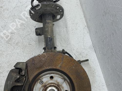 Used Left front steering knuckle PEUGEOT 208 II (UB_, UP_, UW_, UJ_) e-208 (136 hp) 28940515