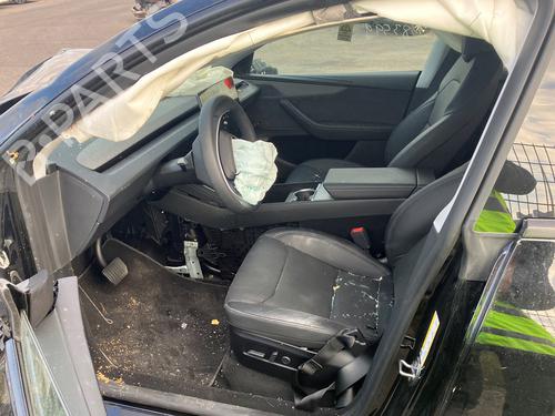 Switch TESLA MODEL Y (5YJY) Long Range All-wheel Drive | BP37567162I30 - Image 8