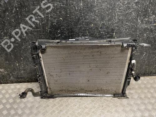Used Water radiator Water radiator 37575556 37575556