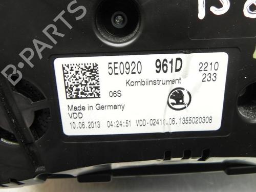 Instrument cluster SKODA OCTAVIA III (5E3, NL3, NR3) 1.6 TDI | BP28941601C47 