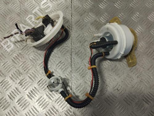 Used Fuel pump BMW 5 (F10) 535 i xDrive (306 hp) 28926680