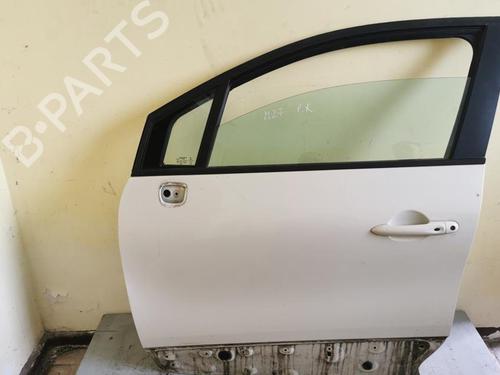 Used Left front door RENAULT CAPTUR I (J5_, H5_) 0.9 TCe 90 (90 hp) 28919561