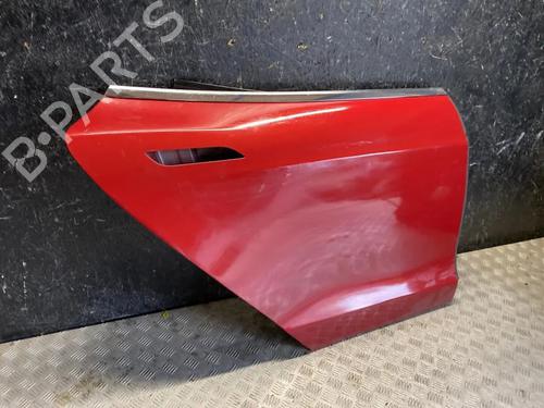 Dør højre bagtil Dør højre bagtil TESLA MODEL S (5YJS) 85 (367 hp) 30301872 30301872