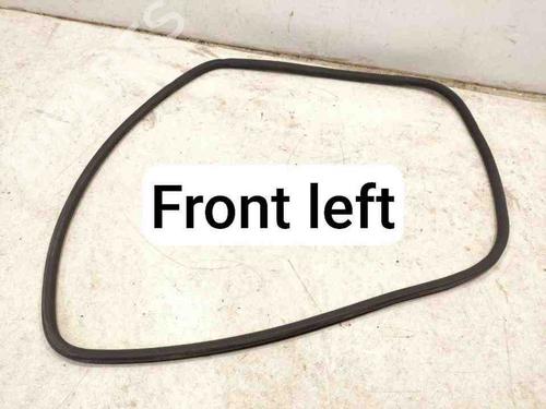 Used Rubber door seal ROLLS-ROYCE GHOST I (RR4) V12 (571 hp) 28948432