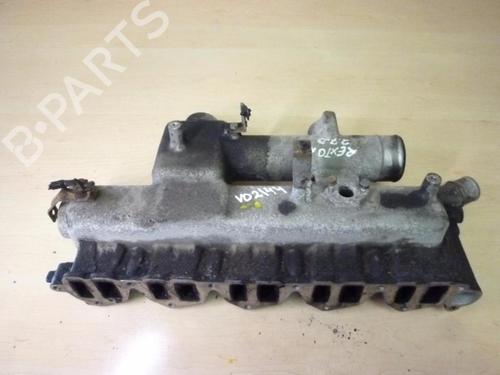 Used Intake manifold Intake manifold 37543997 37543997