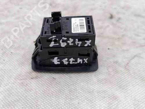 Switch BMW 2 Gran Tourer (F46) 220 i | BP28916271I30 