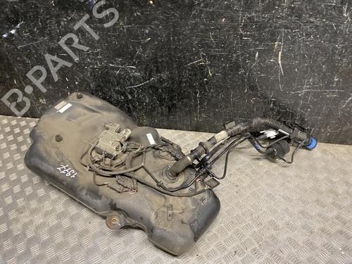 adblue-tank-mercedes-benz-m-class-w166-2011-2012-2013-2014-2015-39894627 main image