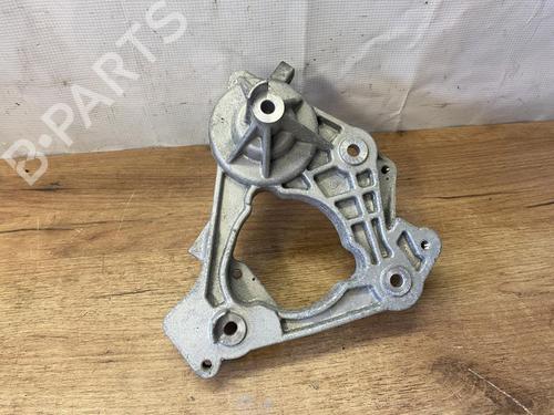 support-renault-megane-e-tech-suv-2021-38966408 main image