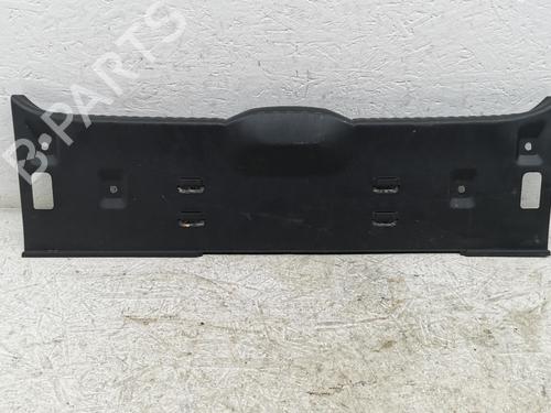 Used Tailgate trim CITROËN C3 III (SX) 1.2 THP 110 (SXHNPS, SXHNZT, SXHNZ6) (110 hp) 28933567