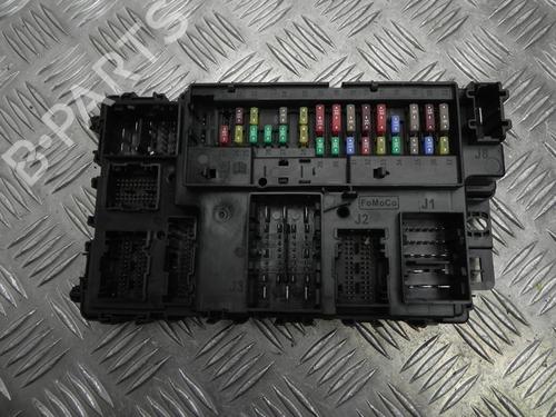 Used Fuse box Fuse box 37541858 37541858
