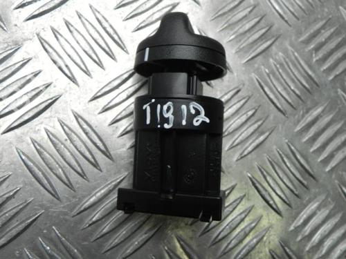 Switch DACIA SANDERO II TCe 90 (B8M1, B8MA, B8AC) | BP28909951I30 