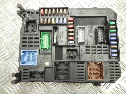 Used Fuse box PEUGEOT 308 I (4A_, 4C_) 1.6 HDi (114 hp) 28934058