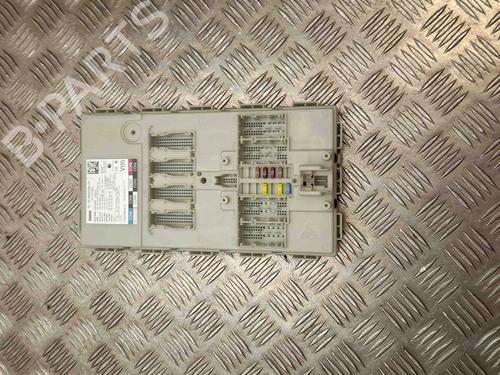Used Fuse box BMW 5 (G30, F90) 520 d (190 hp) 28922588