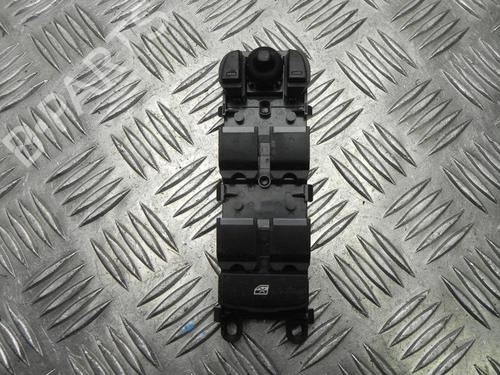 Used Left front window switch JAGUAR XF SPORTBRAKE (X250) 2.2 D (200 hp) 28946939