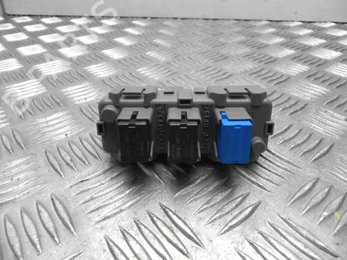 Used Fuse box HONDA CR-V IV (RM_) 1.6 i-DTEC (RE6) (120 hp) 28922139